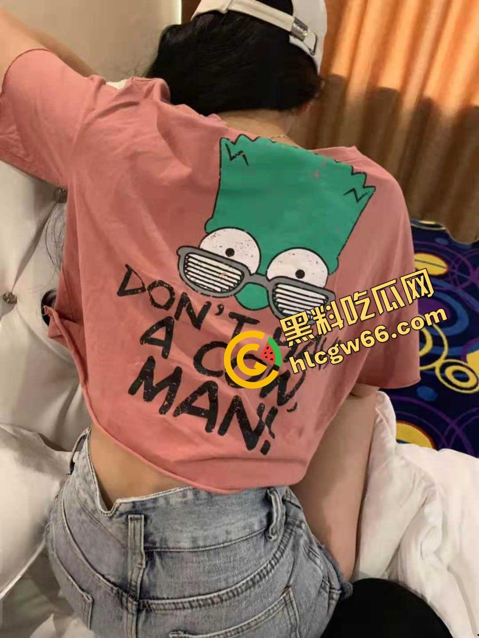 百度云盘泄密，青岛约炮大神萝莉学生妹模特女神全被爆操，一碗麻辣烫就能骗上床，骚得简直离谱！-11