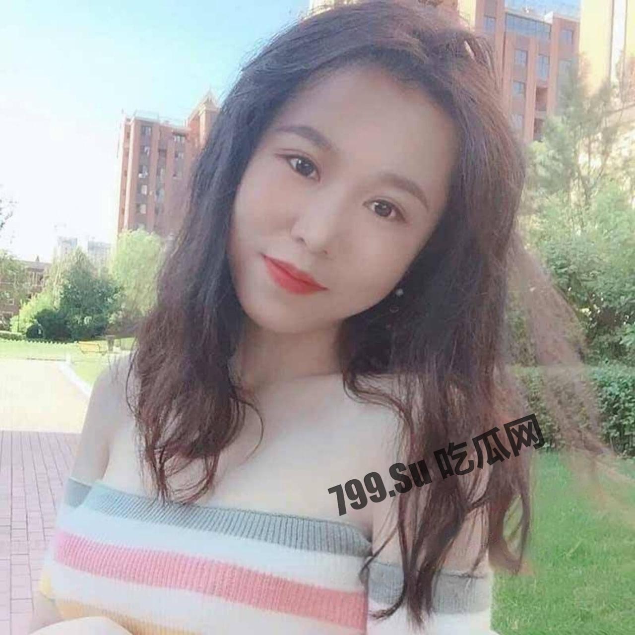 前女友系列！青岛大学大二女生 何欣 和男友私房照分手后遭流出-7