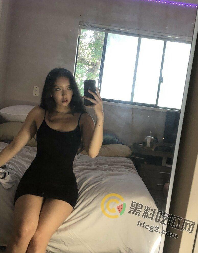 珠江人妻少妇田珍珍，嫩穴水多活好，超凡口技视频流出！-2