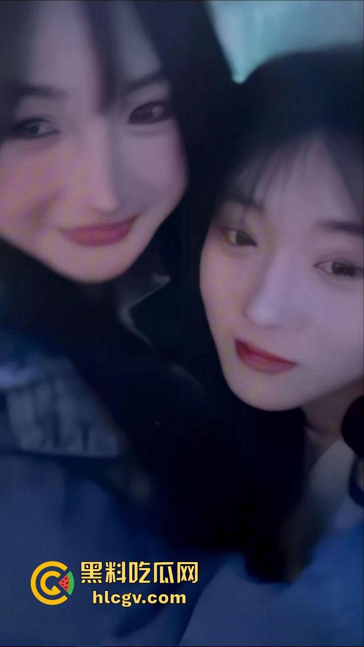 瓜友投稿火锅聚会女友闺蜜喝断片，趁机无套直入粉嫩鲍鱼！极品闺蜜醉酒后被玩弄一夜疯狂内射！-4