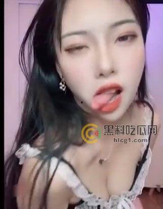 苏州女子与男友口交做爱视频外泄，抖音红人「奶盖妹妹」身份曝光引爆网络！-5