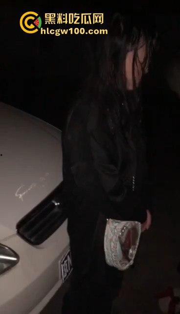 广西百色精神小妹暴力围殴事件曝光，为爱深夜埋伏群殴打起架来真不输男人！-10