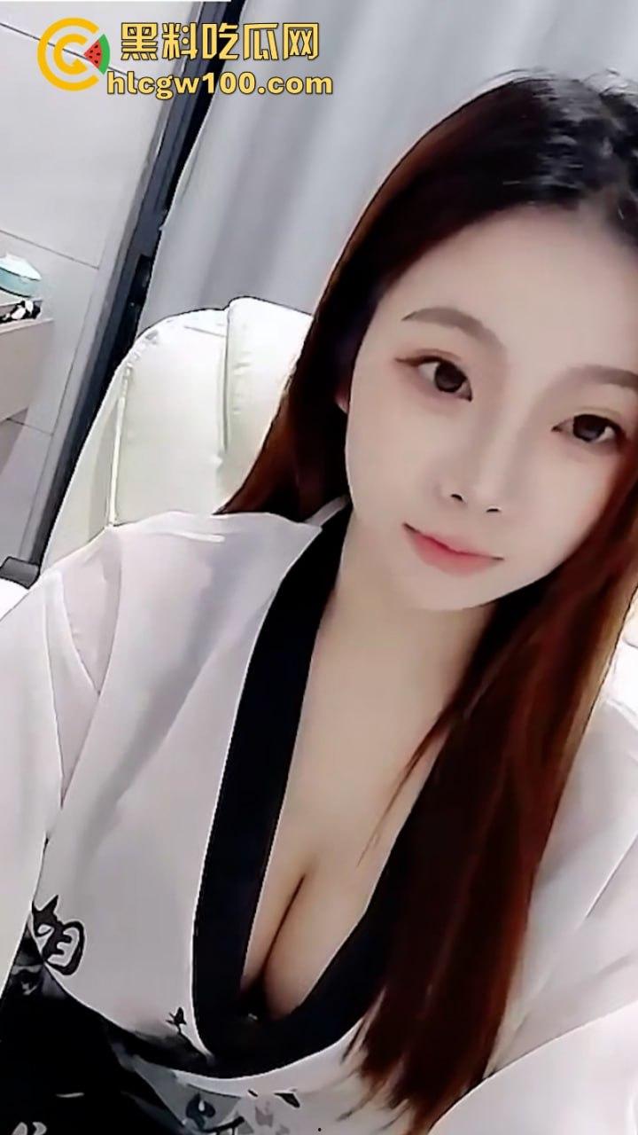 推特G奶骚妹【缨茵栀】金主定制听话照做 口交假屌自慰插穴 只有钱到位没有骚逼做不到的！-3