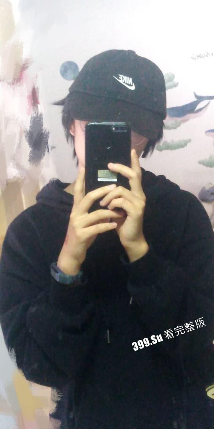 开学前最后的疯狂 天津高中学生—罗晓玲 跟网友裸聊，自慰给网友看  视频被流出-9