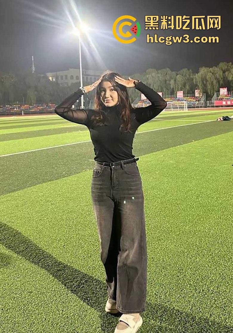 北方民族大学维族妹子【热孜瓦古丽】约炮视频流出！有瓜友操过维族姑娘吗？评论区求分享感受！-1