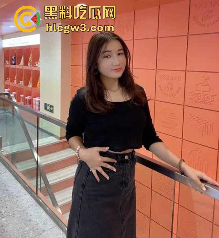 北方民族大学维族妹子【热孜瓦古丽】约炮视频流出！有瓜友操过维族姑娘吗？评论区求分享感受！-5