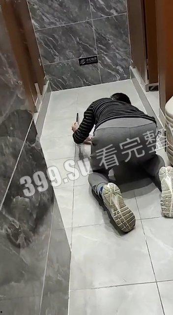 变态 往往拥有一颗大心脏 完全无惧世俗的眼光-6