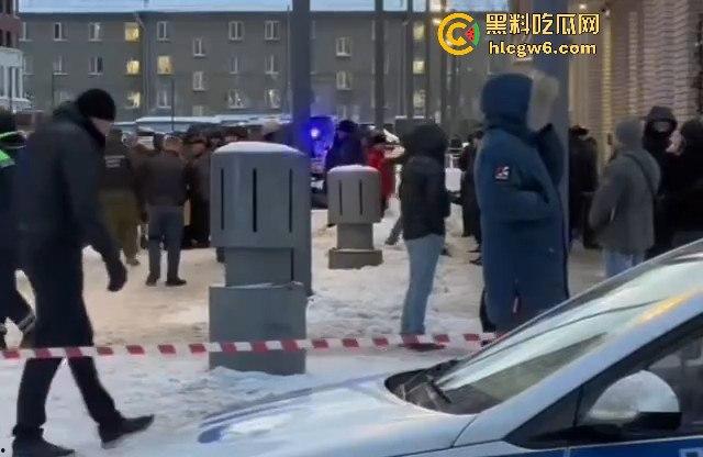 俄罗斯生物司令【伊戈尔·基里洛夫】在莫斯科常遭暗杀，现场都找不全他的尸体呀！-14