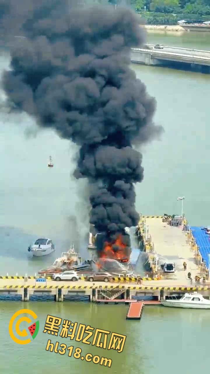 重大事件 ! 二十七号下午两点，广东珠海香洲公务码头，听闻租船利益冲突，不料船只意外着火，愿一切均安 !-6