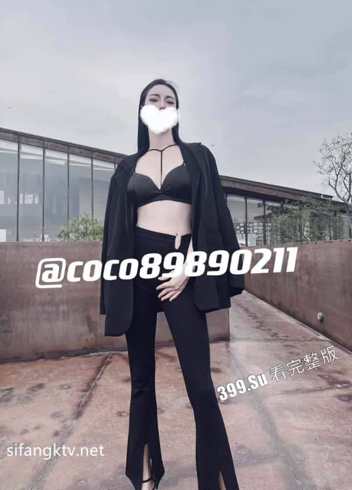 推特 #COCO#风骚成瘾大表姐 ，坐标云南昆明的极品网红女神 高档外围  喜欢极限露出 接受粉丝挑战 各个公共场地脱衣自慰-5