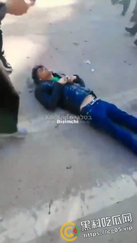 伊朗纪念已故将军卡西姆·苏莱马尼举办纪念仪式 现场发生两起爆炸 死伤数百人 惨不忍睹-8