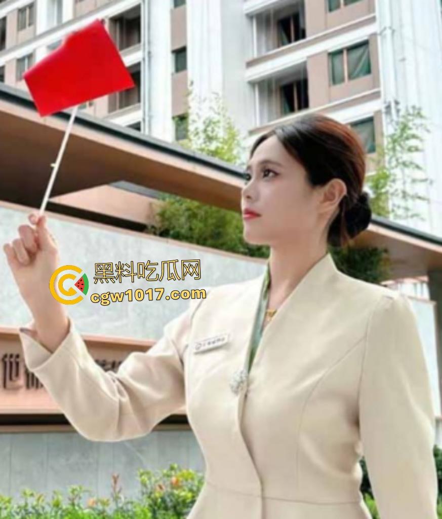 河北保定售楼小姐【刘雯】为卖房献身被疯狂调教，客户身后猛干骚逼皮带狠抽肥臀，震动棒干冒烟还求再来！-1