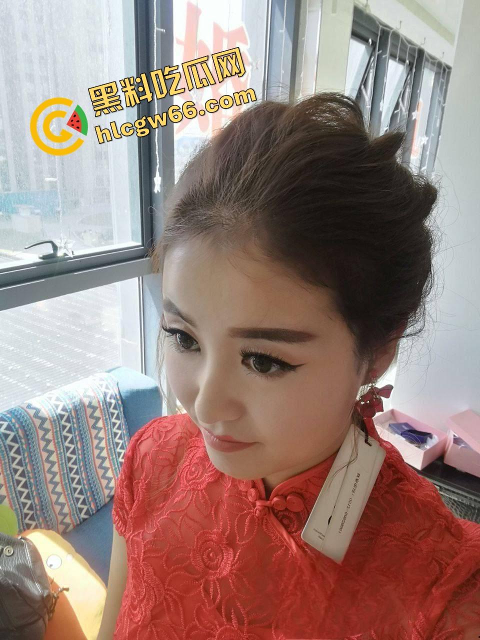 贵州贵阳中学女老师『俞小燕』讲台女神人后变母狗，丝袜跪舔被写满贱货等字，全身捆绑求双修！-3