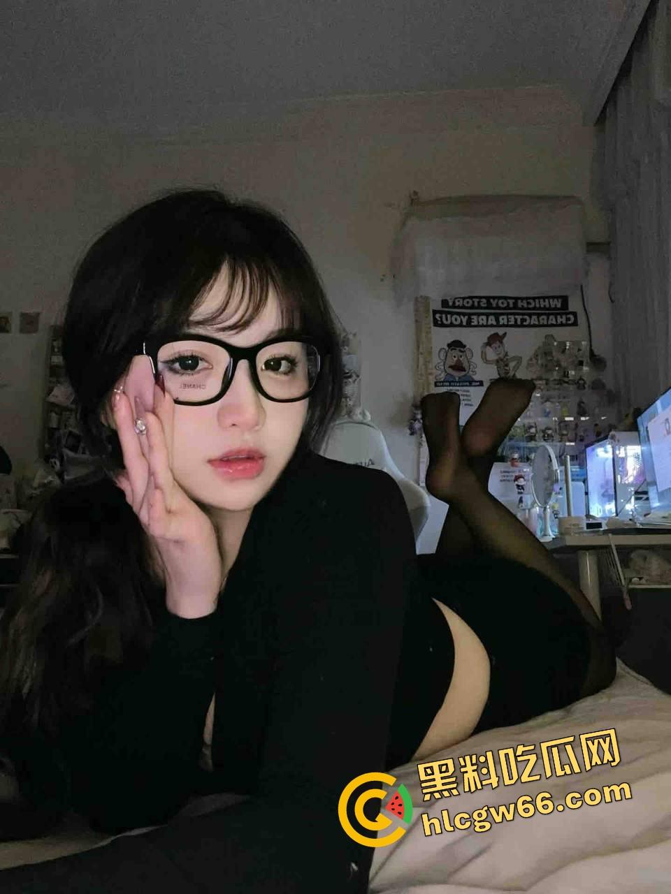 天津曼哈顿健身房惊现性价比私教，一手小钢炮不是在撸铁，就是在撸奶，会员全是来给他吃的！-3