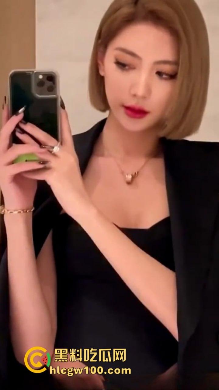 那些年错过的少女如今已成骚妇 当年得不到现在求着操 各地风骚淫妇卖逼出轨调教合集强势流出！-3