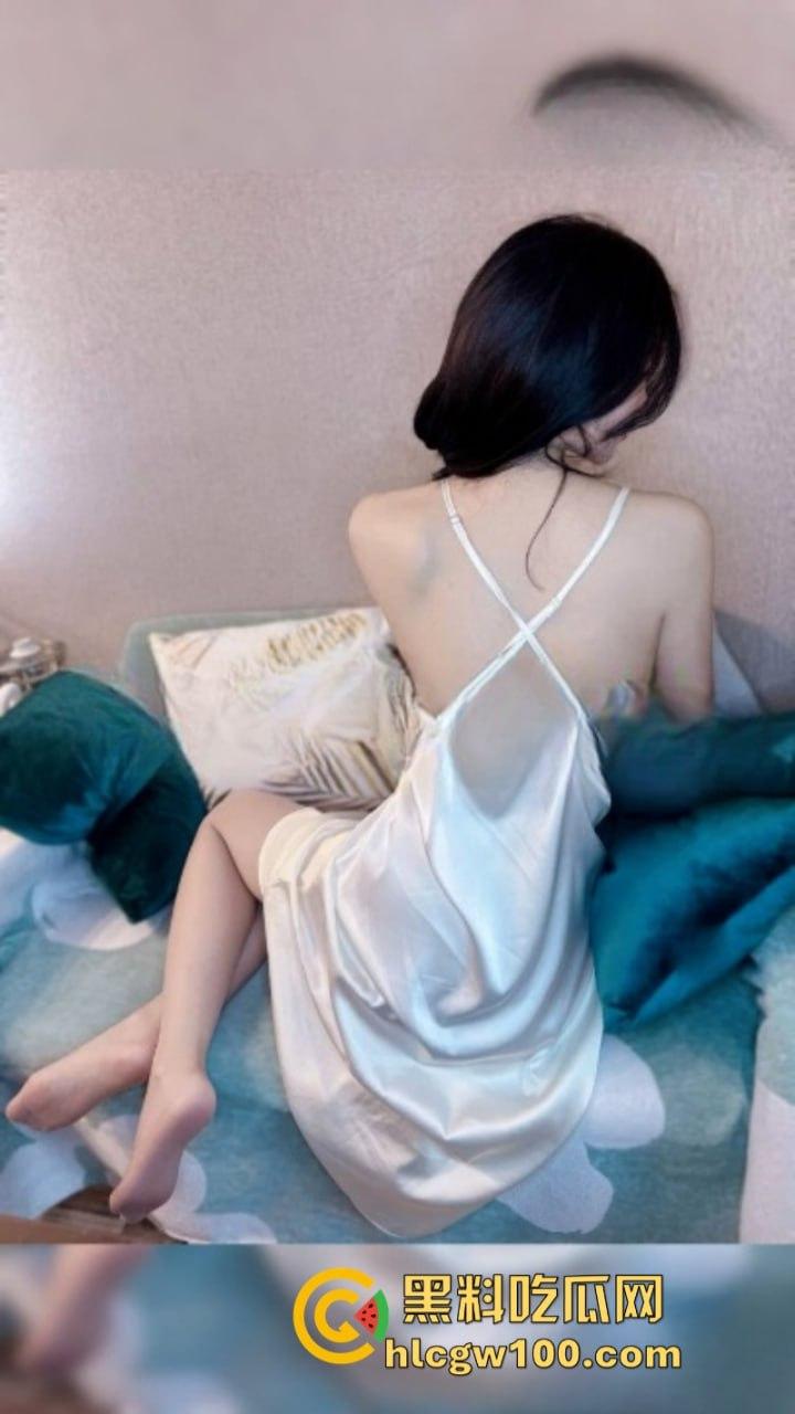 那些年错过的少女如今已成骚妇 当年得不到现在求着操 各地风骚淫妇卖逼出轨调教合集强势流出！-8