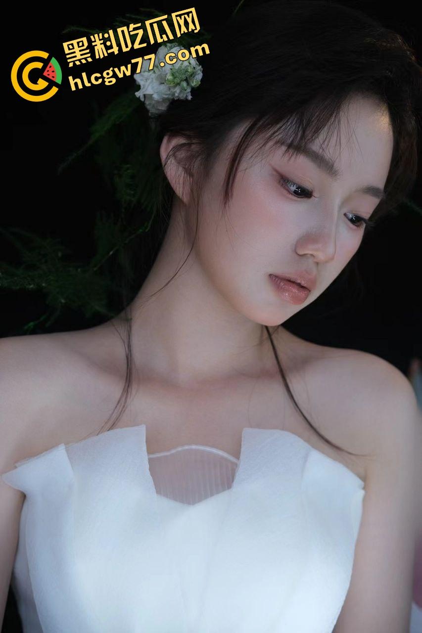 南阳『孙艺欣』浓眉大眼颜值拉满，宿舍偷拍流出，小母狗本性爆发，一晚被操7次还求再来！-5