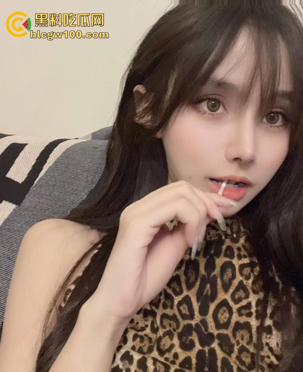 抖音风性爱记录爆火，剪辑大神老公×骚气御姐女友的私密情趣流出，全程呻吟硬到裂开，狼友狂欢在线打分！-1