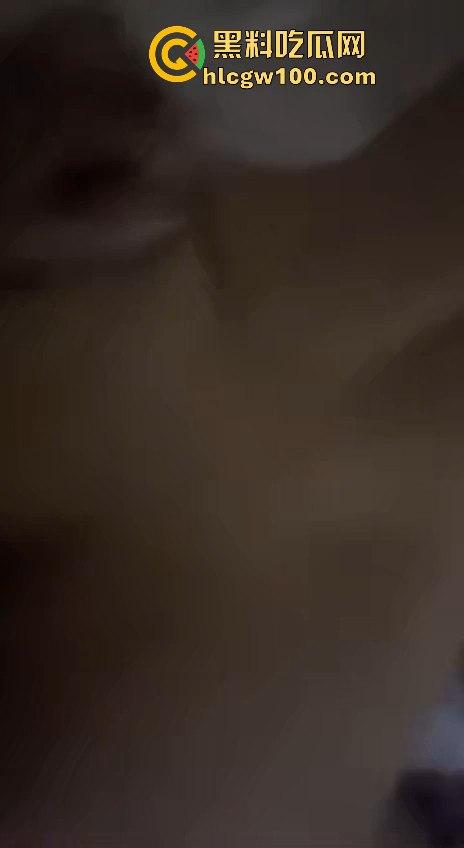 网友投稿！长春工商学院大一学妹【朱汐】性爱视频曝光，超黑肥大鲍鱼性欲极强会吸人。-6