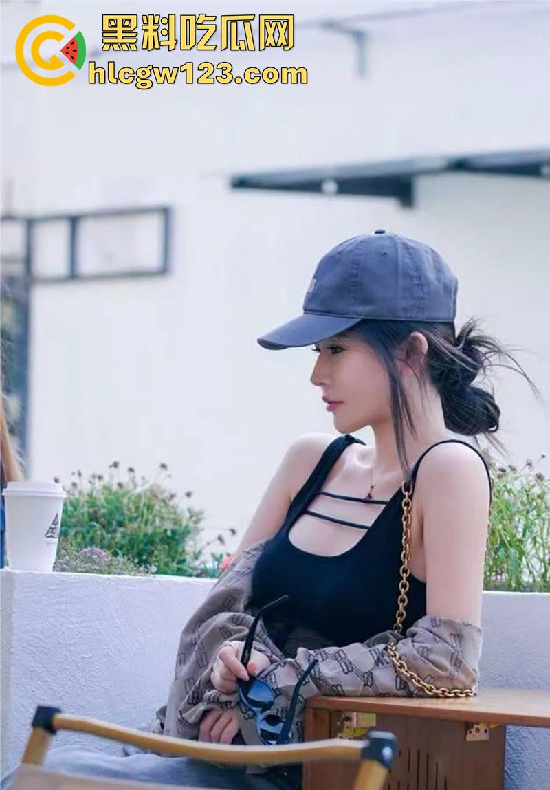 斗鱼颜值主播【郁安楠】翻车，脸但绝美身材一流，600万礼物换来分手骂战，不雅视频流出！-5