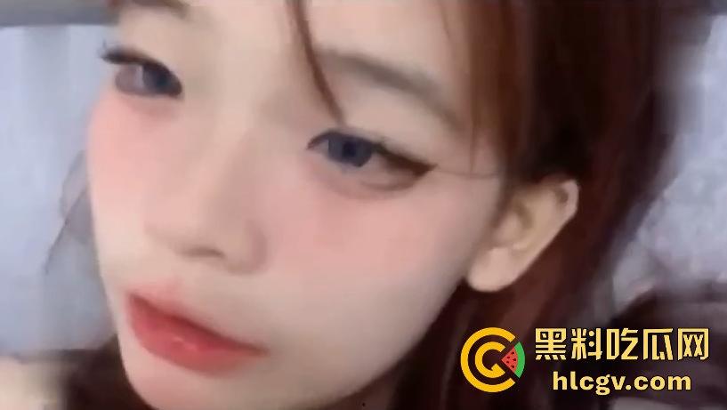 抖音精神小妹【卷卷】被爆不雅视频！原名【猫猫很乖】，身上伤痕累累，花样玩得绝对不少！-11