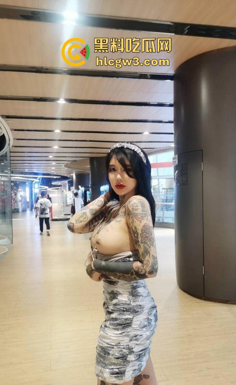 重庆骚气博主『赵可馨』蝴蝶飞上胸逼上鹿在跑，全身铭文纹身，舌顶唇钉加持口技，绳艺捆绑骚到腿软！-1