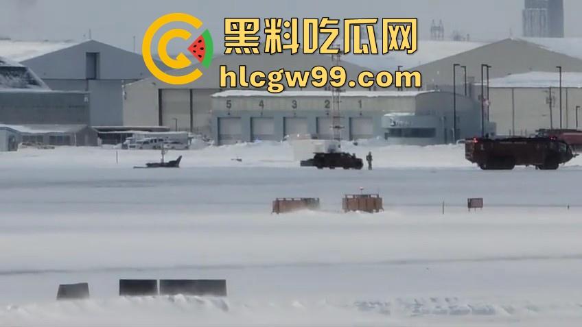 美国飞机又又又出事了!明尼苏达州飞往多伦多皮尔逊的飞机机腹朝天降落,堪比电影特效,幸好没人死亡。-8