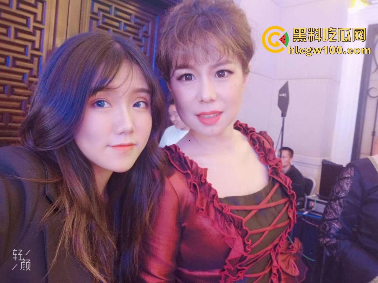 吃瓜!疑似抖音游戏网红【一条小团团OvO】与金主大战视频爆出,娇喘连连打桩机式疯狂 一秒变母狗!-7