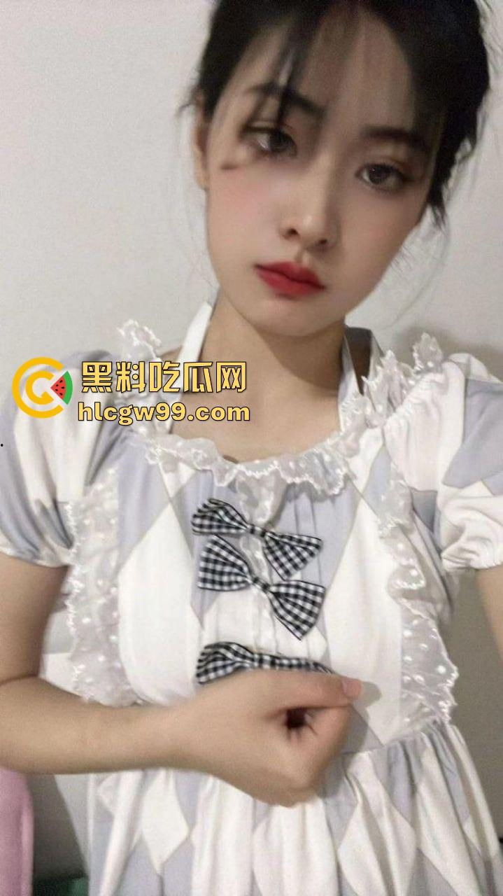 秦皇岛纺织轻工学院大瓜，黑森林女大学生【赵汝怡】寒假被网调裸聊，视频遭录屏流出，开学直接在国产区露脸！-12