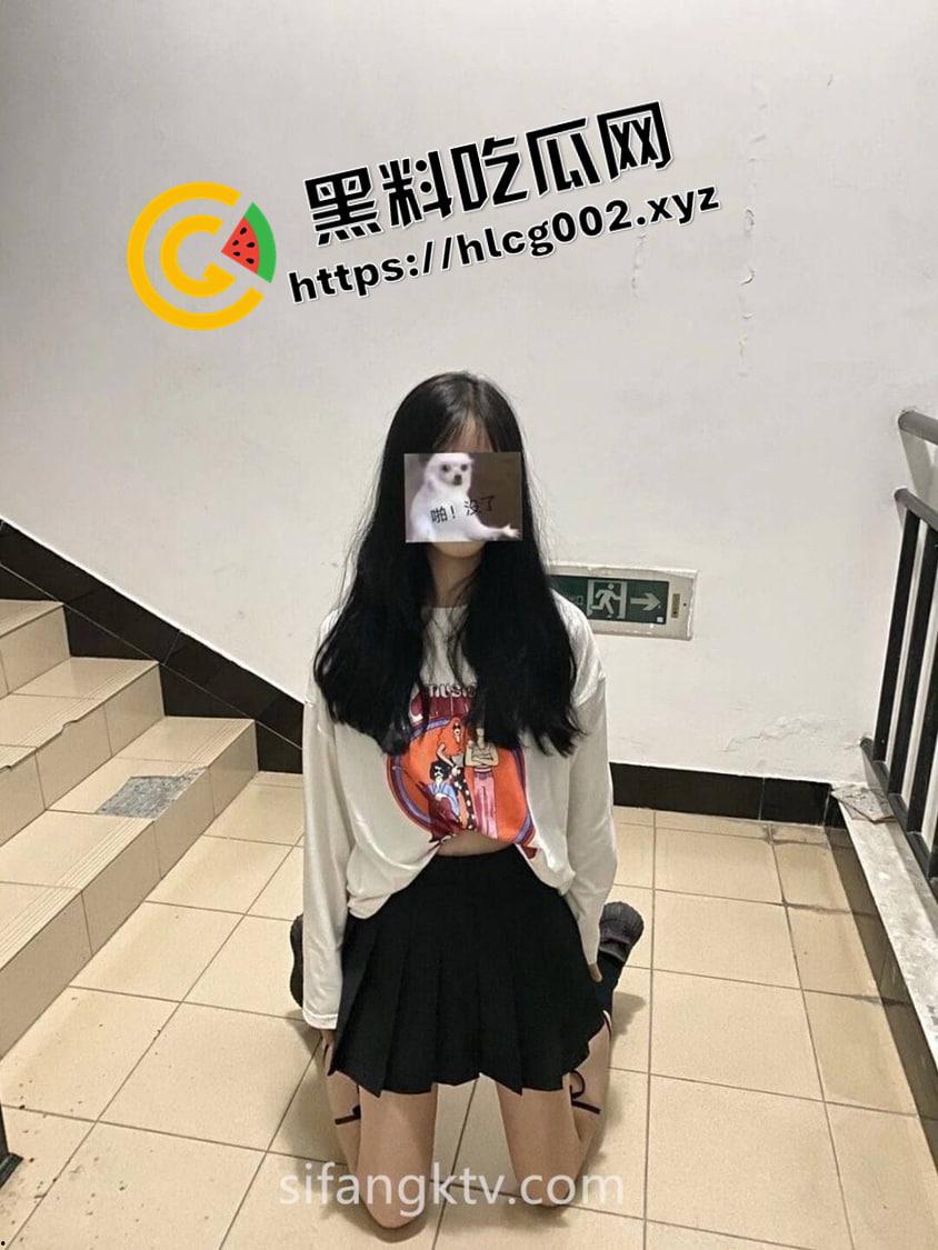 印象足拍付费流出！甜美在校学妹的美脚足交 笑起来哥哥的心都花了 赶快把大屌塞进嘴里-2