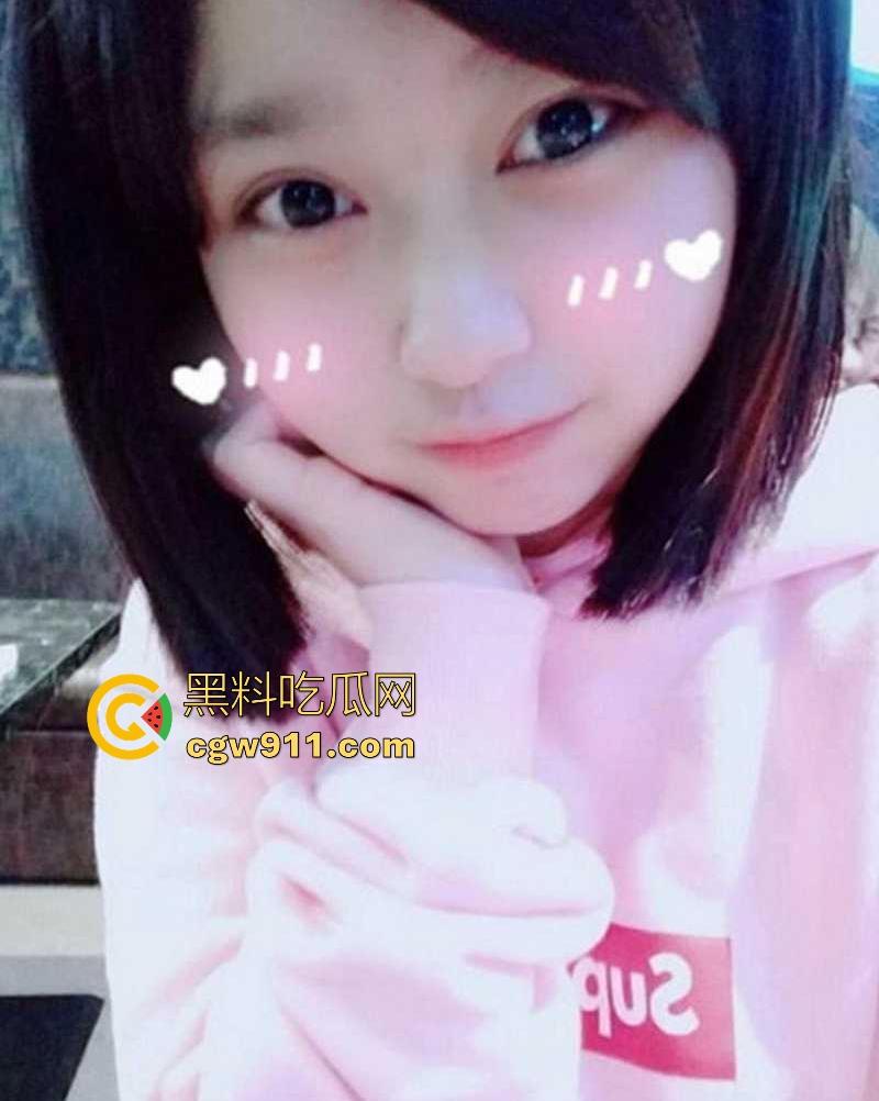 甜美学妹约炮淫片流出,可爱小母狗露脸口交舔屌,露奶掰逼被跳蛋玩穴,开档黑丝被无套爆操!-5