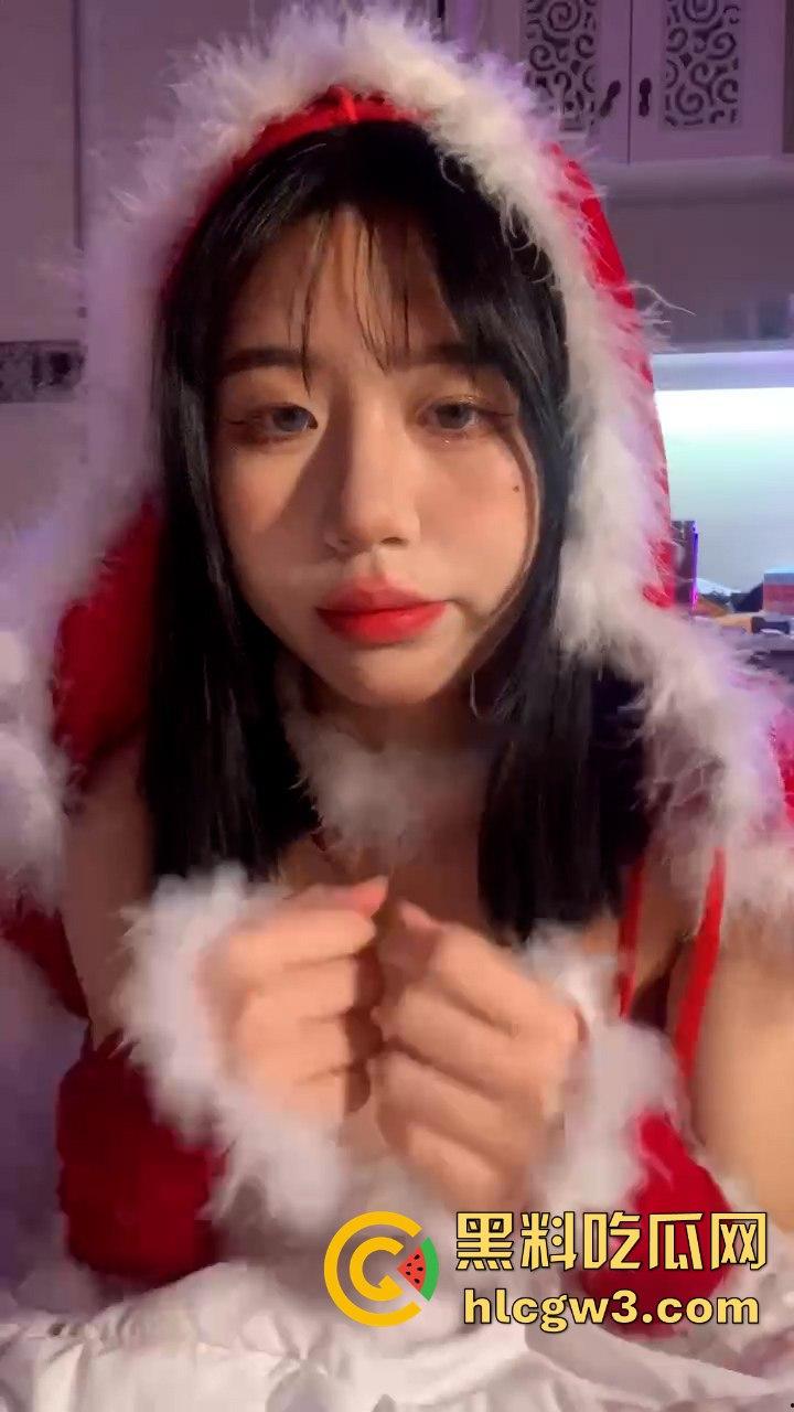 微博网红 伊伊子 这种有点肉肉的骚货真是尤物 果然只有这种才能勾起男人的欲望-1