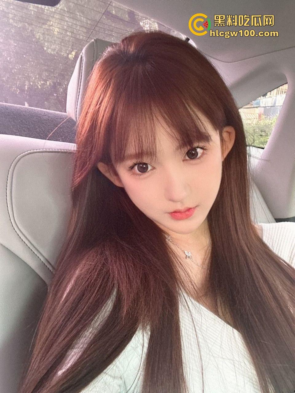 广州极品美女车震口爆实录,醇熟口技一流,吸裹舔吞一气呵成,肉棒爆浆全吞,画面爽到无法形容!-1