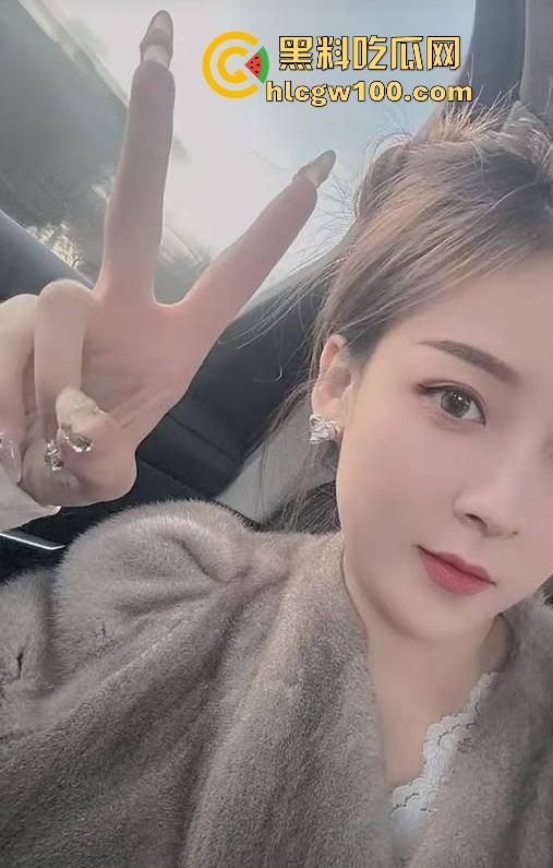 湖南郴州【许多多】老师搞师生恋勾引男学生上床,被家长发现曝光大量聊天记录跟视频。-20