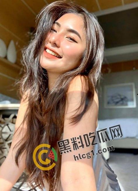 美国 佛罗里达州立大学 性感排球队女学生 Alash 怼镜头自慰扣穴视频泄密-9