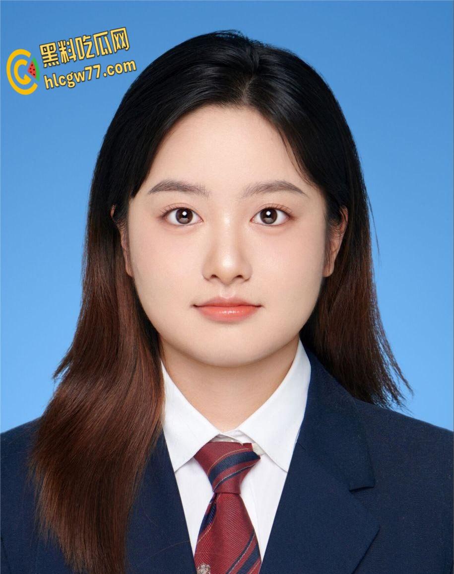 徐州医科校花【薛艺琳】惊爆出轨!清纯女神变羞辱玩物,黑丝粉逼自慰欲浪炸裂 !-3