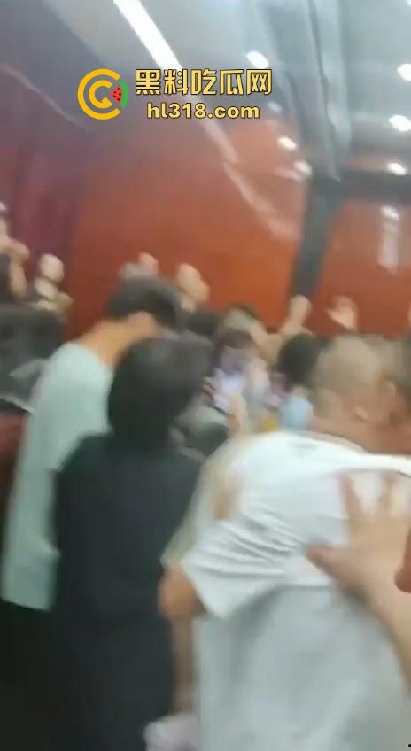 四川江油霸凌事件!持着母亲是公安局副局长就随便霸凌残疾人的孩子?还诱导其父签谅解书,激起民愤!-14